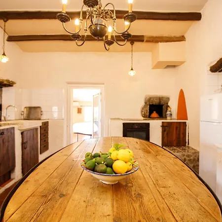Feriehus Ca La Figuera, Casa De Pueblo Con Piscina En Costa Brava *