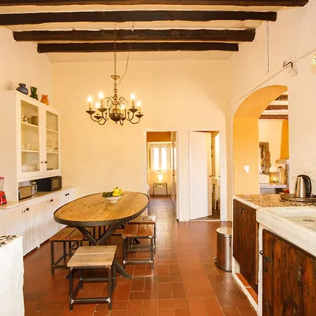 Ca La Figuera, Casa De Pueblo Con Piscina En Costa Brava Feriehus Palau Saverdera