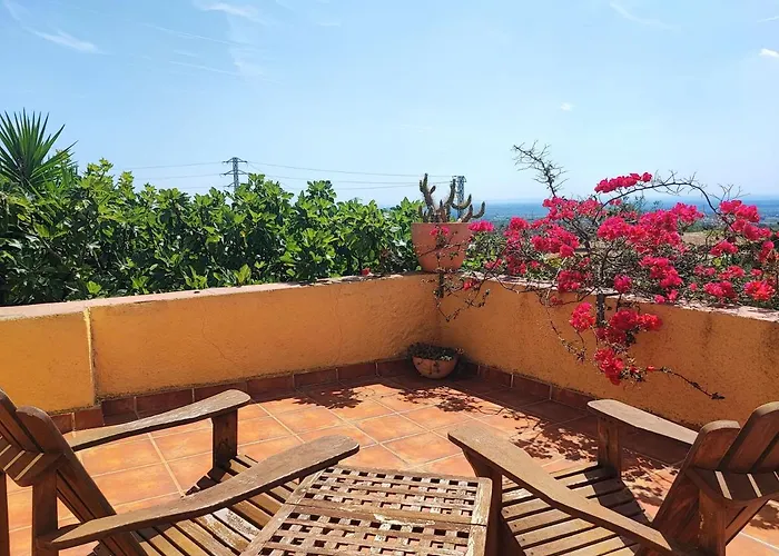 Ca La Figuera, Casa De Pueblo Con Piscina En Costa Brava * Palau Saverdera